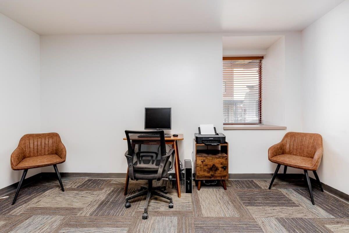 Tower Grove Cozysuites Cwe King Suite With Parking! المظهر الخارجي الصورة