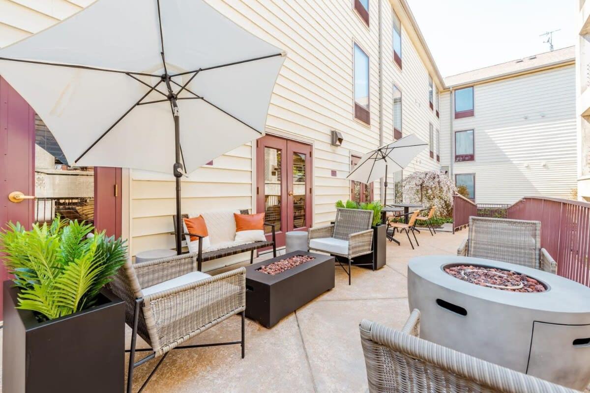 Tower Grove Cozysuites Cwe King Suite With Parking! المظهر الخارجي الصورة