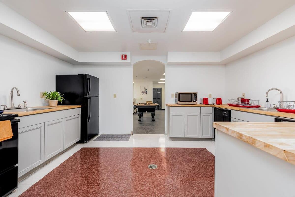 Tower Grove Cozysuites Cwe King Suite With Parking! المظهر الخارجي الصورة
